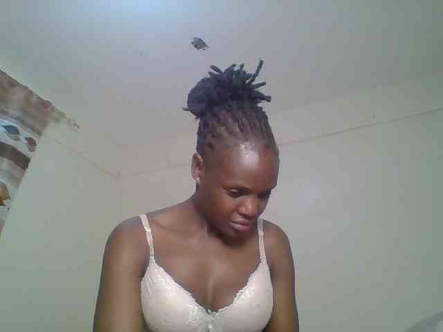 Hot-sexy-bitch webcam