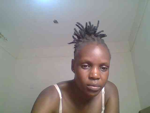 Hot-sexy-bitch webcam