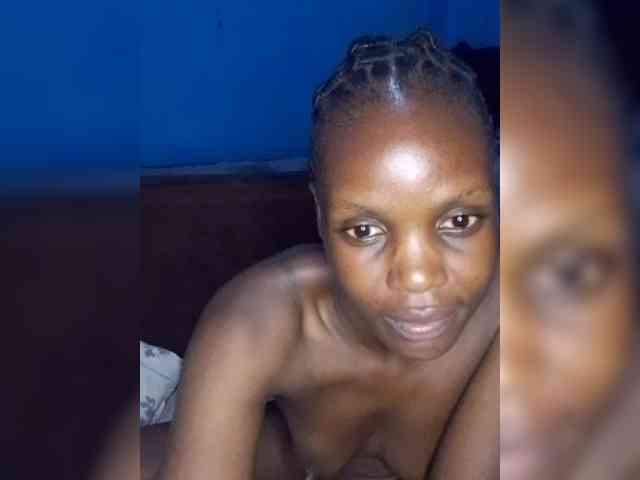 Hot-sexy-bitch webcam