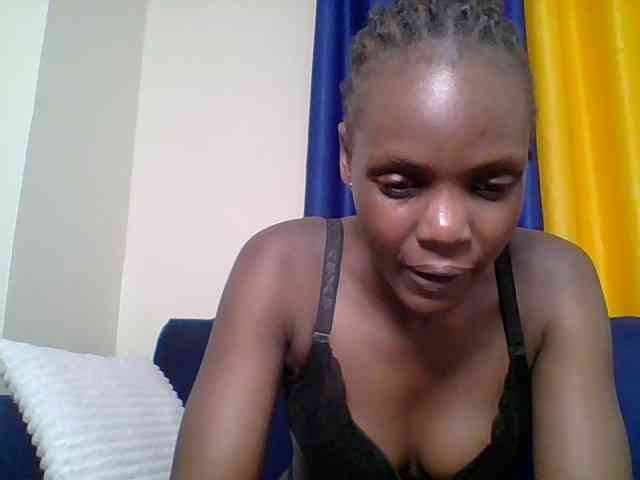 Hot-sexy-bitch webcam