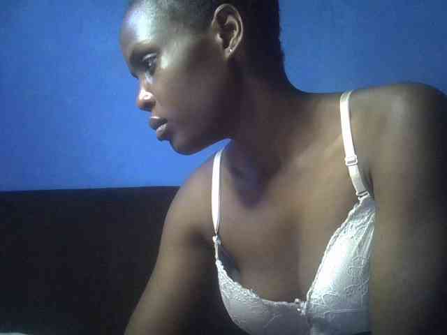 Hot-sexy-bitch webcam