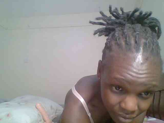 Hot-sexy-bitch webcam