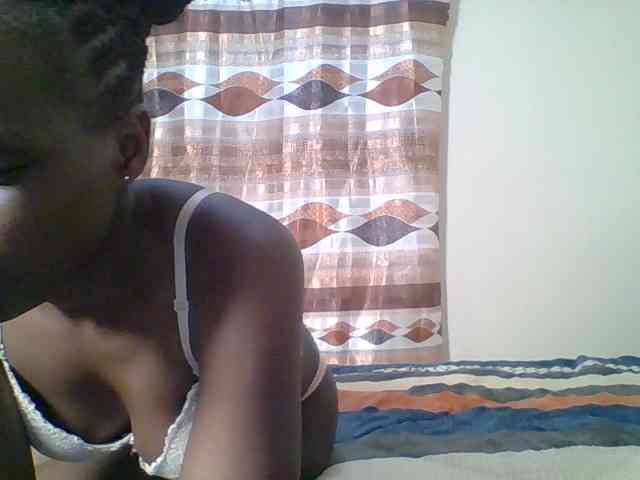 Hot-sexy-bitch webcam