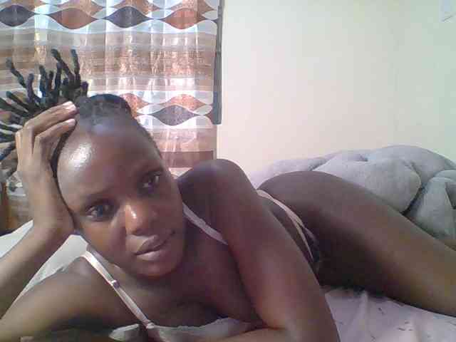 Hot-sexy-bitch webcam