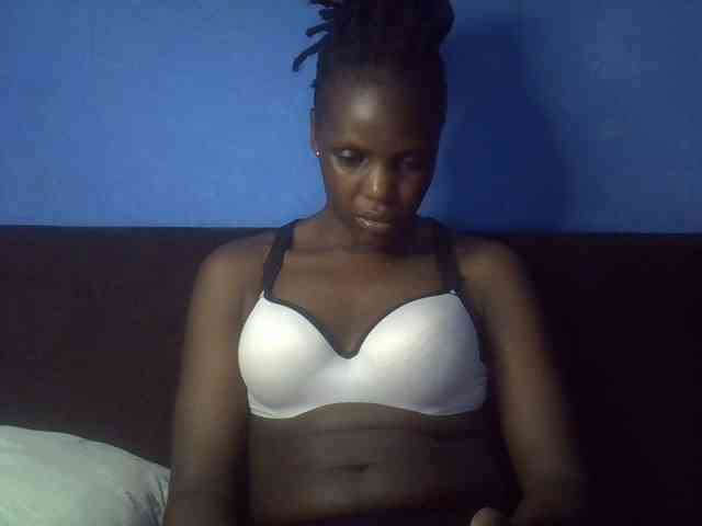 Hot-sexy-bitch webcam