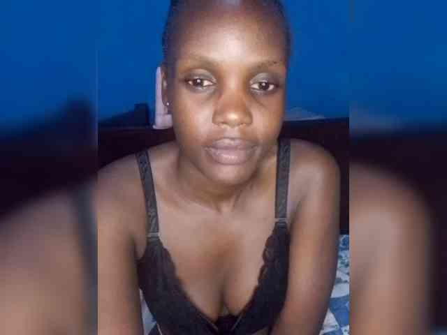 Hot-sexy-bitch webcam