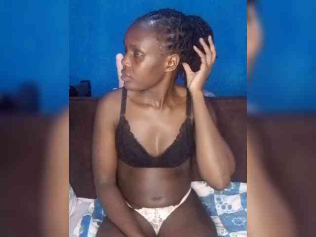 Hot-sexy-bitch webcam