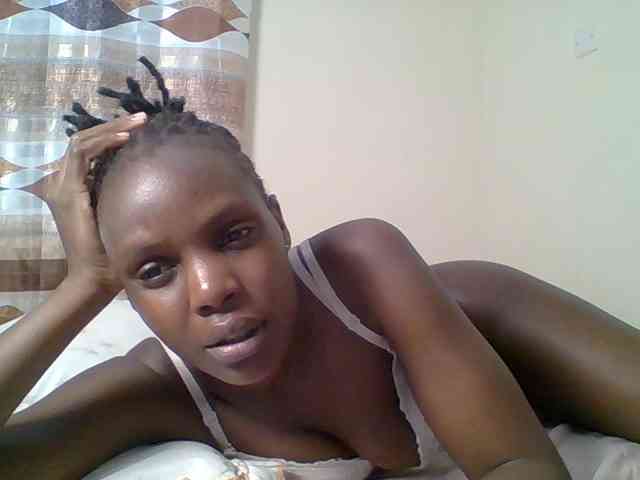 Hot-sexy-bitch webcam