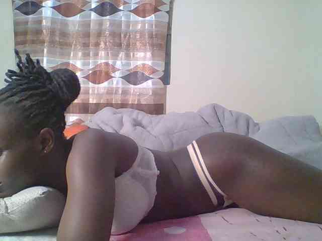 Hot-sexy-bitch webcam