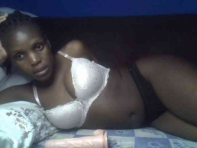 Hot-sexy-bitch webcam