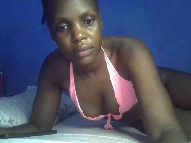 Hot-sexy-bitch webcam