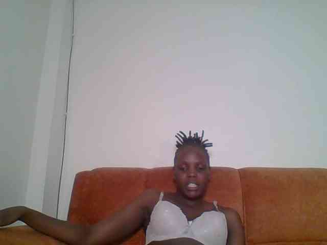 Hot-sexy-bitch webcam