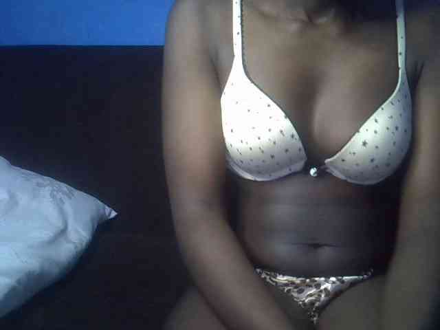 Hot-sexy-bitch Live Webcam on BongaCams