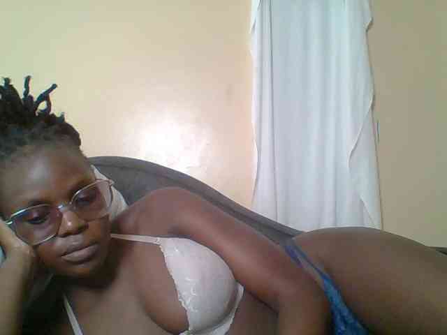 Hot-sexy-bitch webcam