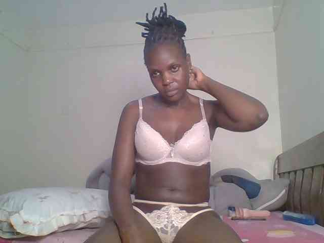 Hot-sexy-bitch webcam