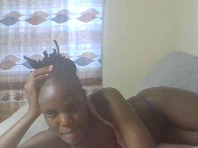 Hot-sexy-bitch webcam