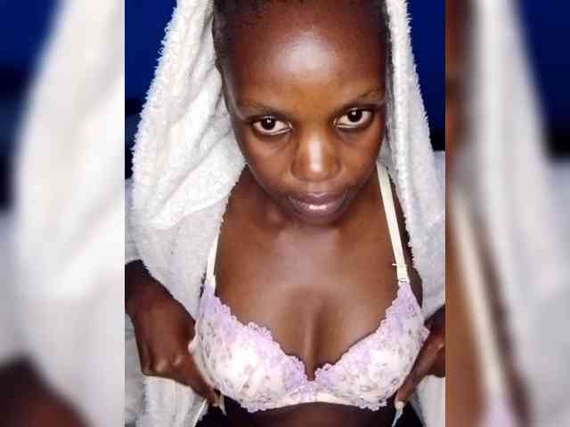 Hot-sexy-bitch webcam