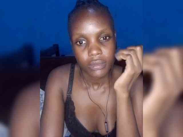 Hot-sexy-bitch webcam