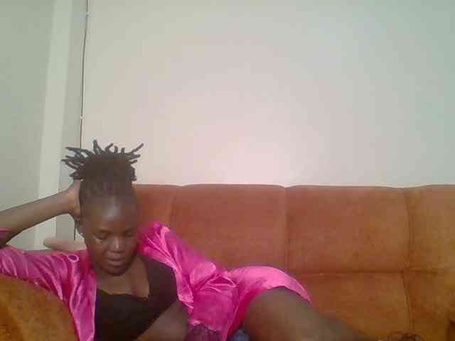 Hot-sexy-bitch webcam