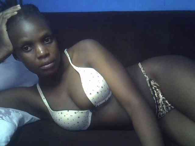 Hot-sexy-bitch Live Webcam on BongaCams