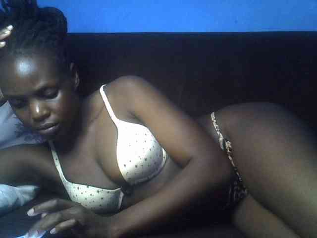 Hot-sexy-bitch webcam