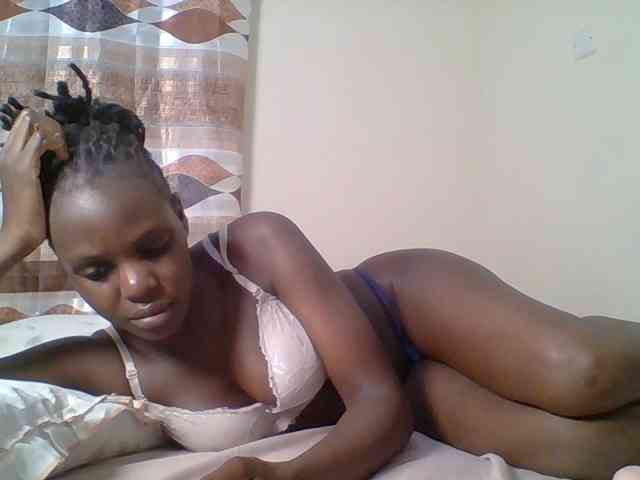 Hot-sexy-bitch webcam