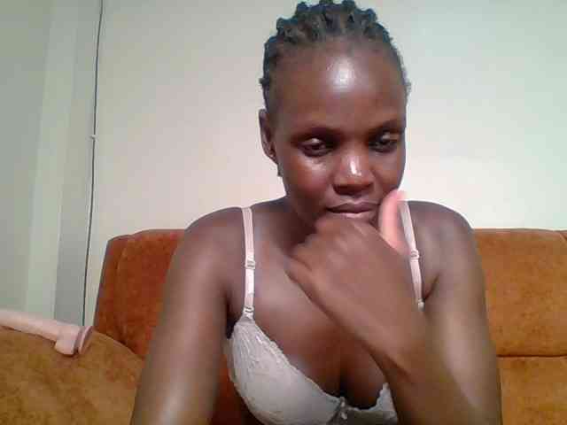 Hot-sexy-bitch webcam