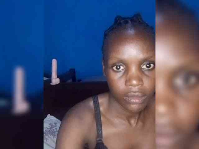 Hot-sexy-bitch webcam