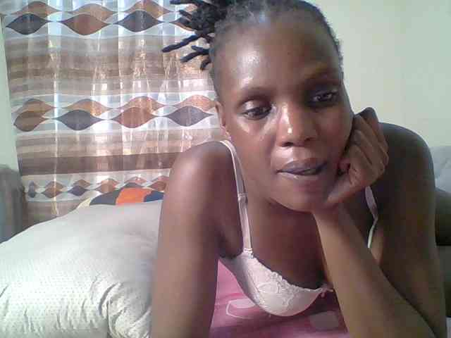 Hot-sexy-bitch webcam