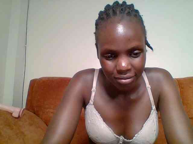 Hot-sexy-bitch webcam