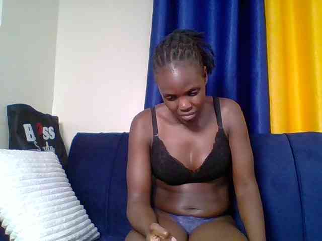 Hot-sexy-bitch webcam