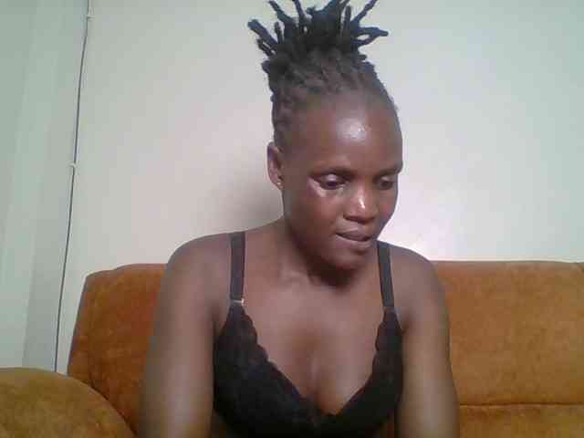 Hot-sexy-bitch webcam