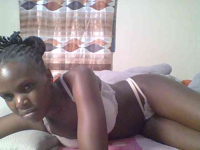 Hot-sexy-bitch webcam