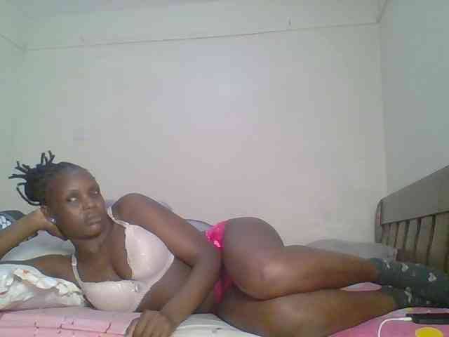 Hot-sexy-bitch webcam