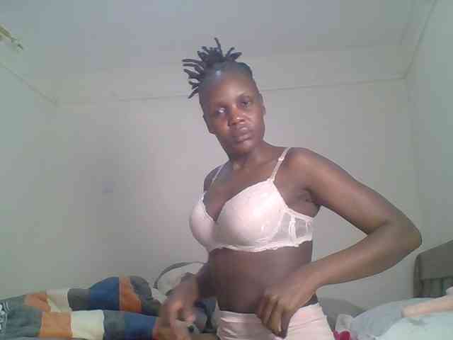 Hot-sexy-bitch webcam