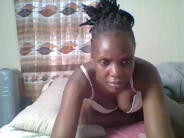 Hot-sexy-bitch webcam