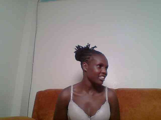 Hot-sexy-bitch webcam