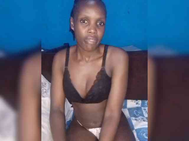 Hot-sexy-bitch webcam