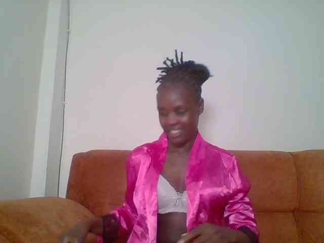 Hot-sexy-bitch webcam