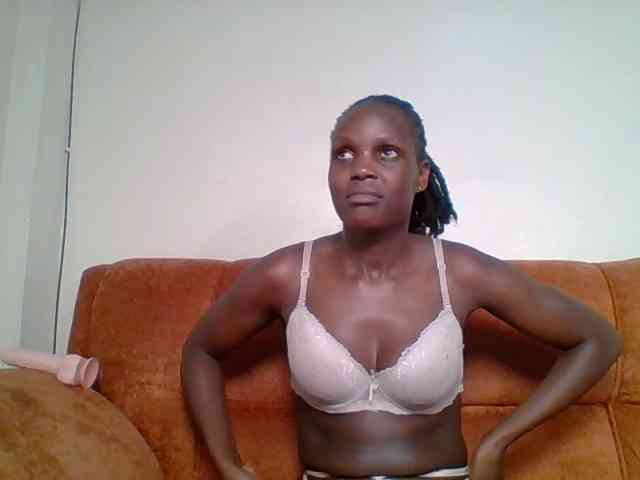 Hot-sexy-bitch webcam