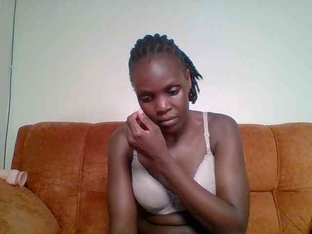 Hot-sexy-bitch webcam