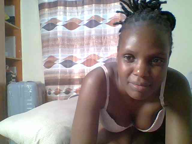 Hot-sexy-bitch webcam