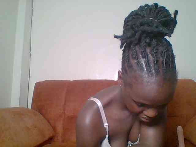 Hot-sexy-bitch webcam