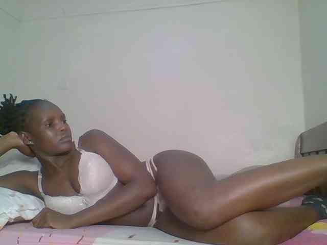 Hot-sexy-bitch webcam