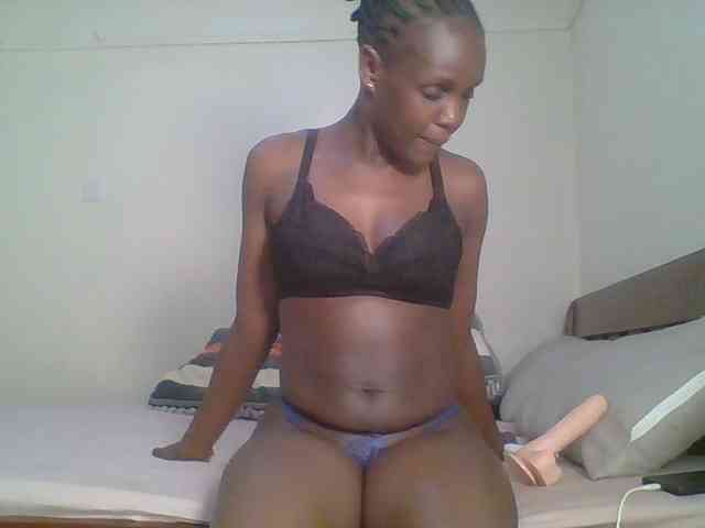 Hot-sexy-bitch webcam