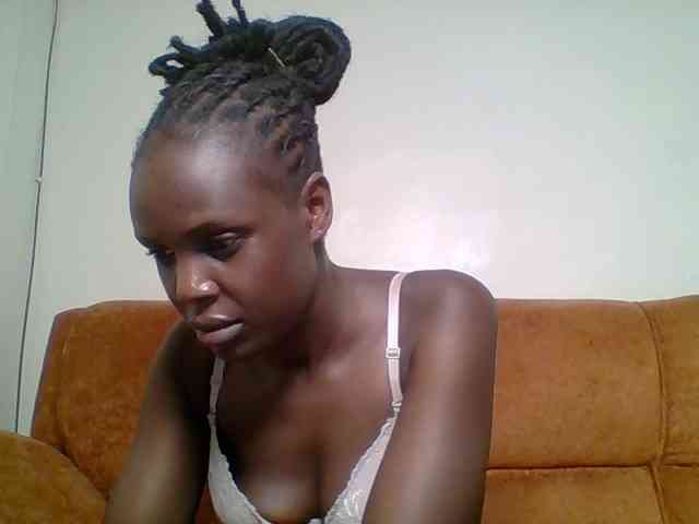 Hot-sexy-bitch webcam