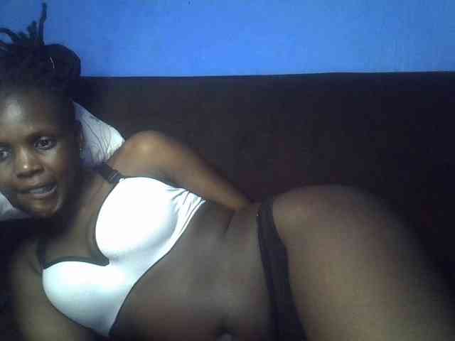 Hot-sexy-bitch webcam