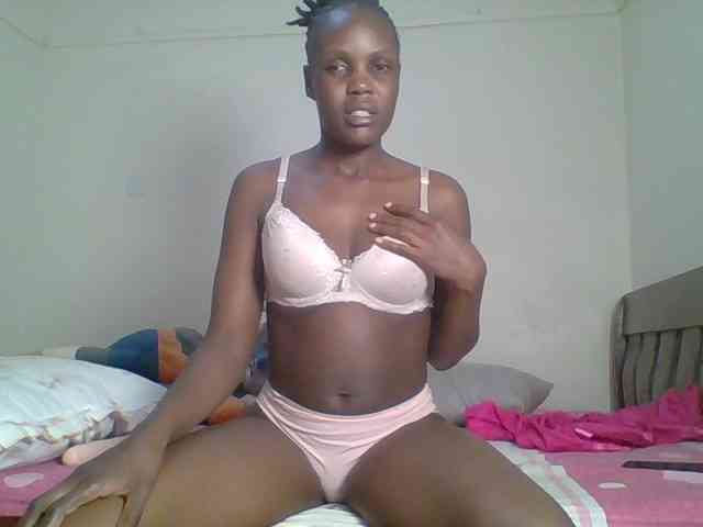 Hot-sexy-bitch webcam