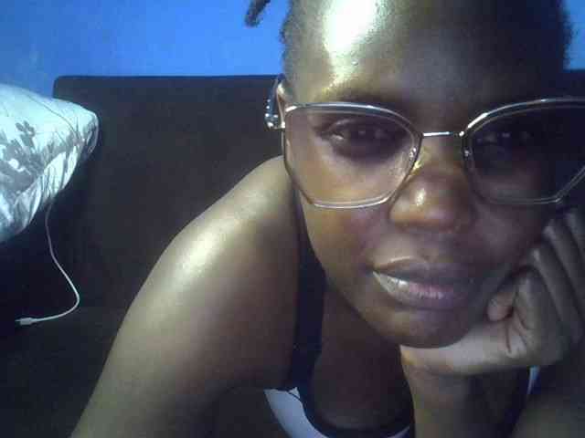 Hot-sexy-bitch webcam