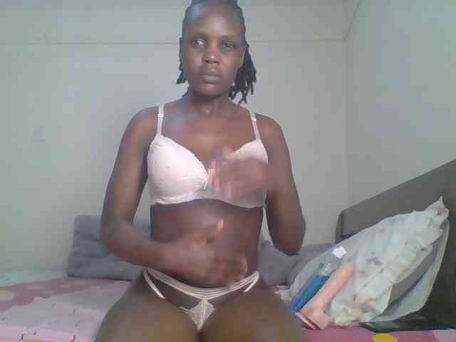 Hot-sexy-bitch webcam